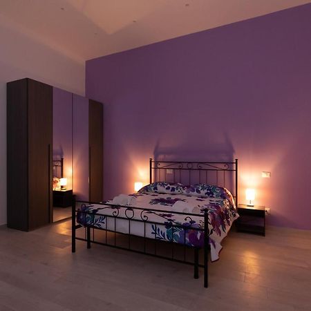 נאפולי My Brilliant Home With Jacuzzi 2 Steps From St Toledo מראה חיצוני תמונה