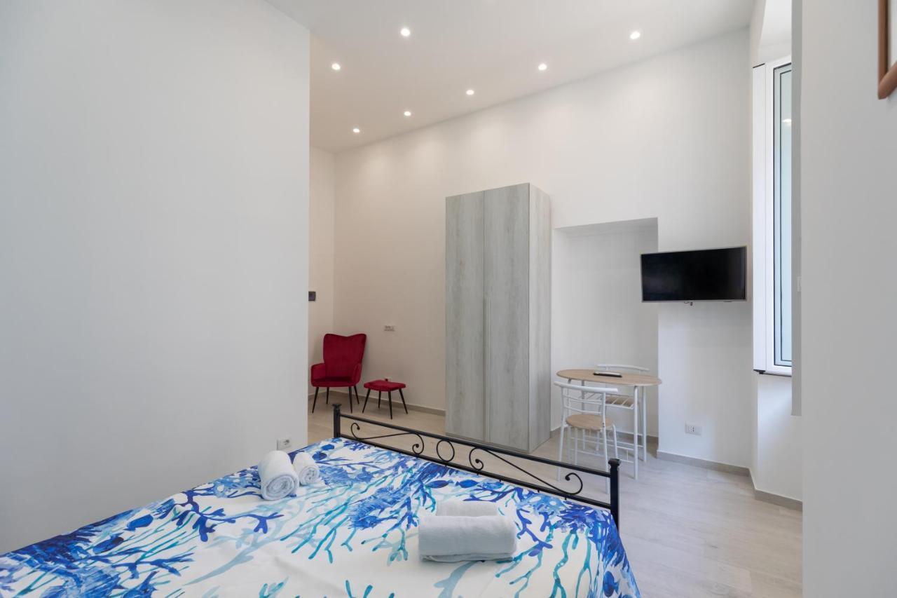 נאפולי My Brilliant Home With Jacuzzi 2 Steps From St Toledo מראה חיצוני תמונה