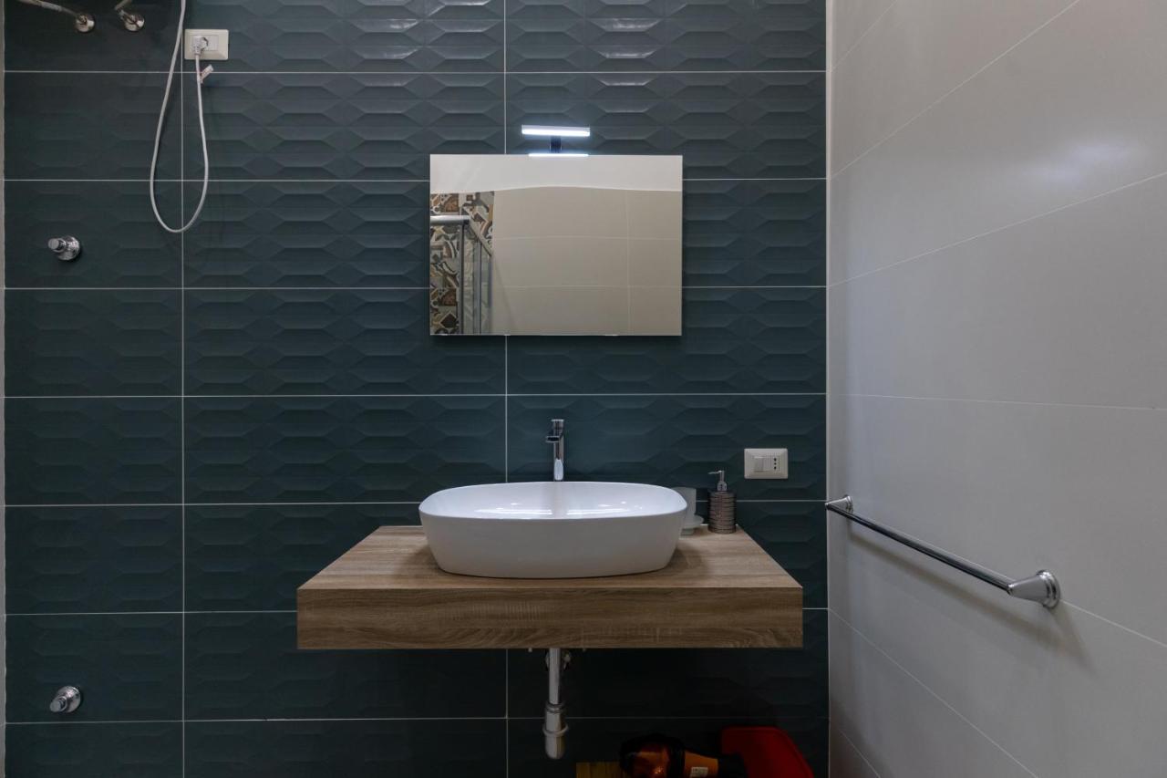 נאפולי My Brilliant Home With Jacuzzi 2 Steps From St Toledo מראה חיצוני תמונה