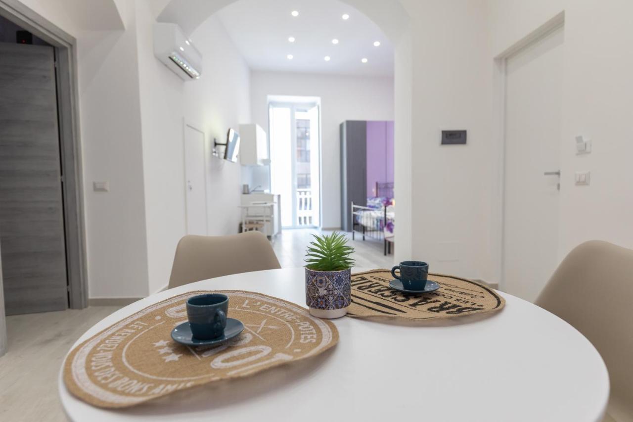 נאפולי My Brilliant Home With Jacuzzi 2 Steps From St Toledo מראה חיצוני תמונה