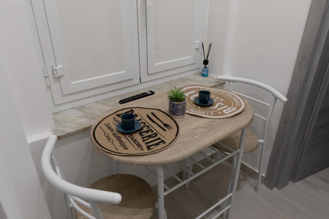נאפולי My Brilliant Home With Jacuzzi 2 Steps From St Toledo מראה חיצוני תמונה