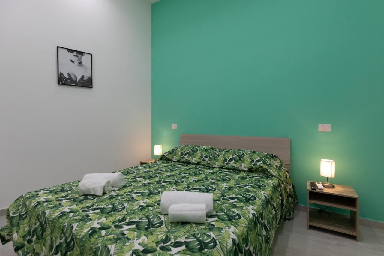 נאפולי My Brilliant Home With Jacuzzi 2 Steps From St Toledo מראה חיצוני תמונה
