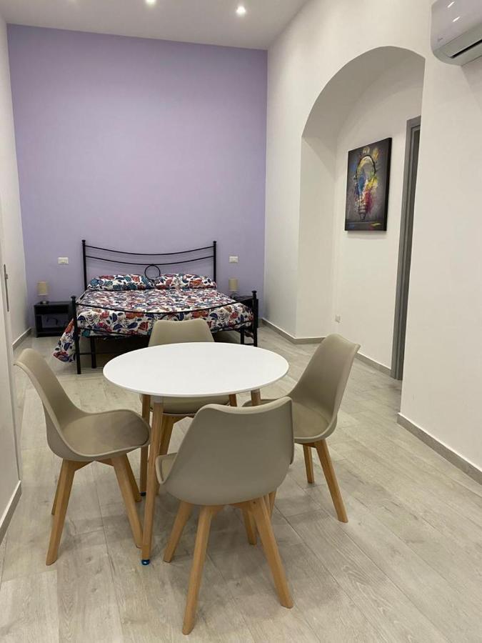 נאפולי My Brilliant Home With Jacuzzi 2 Steps From St Toledo מראה חיצוני תמונה